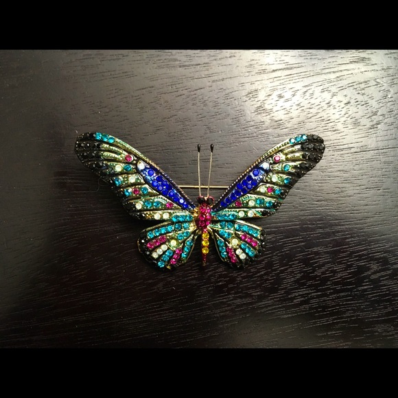 Multi Color Austrian Crystals Butterfly Two Tone Brooch Pin - Picture 6 of 14